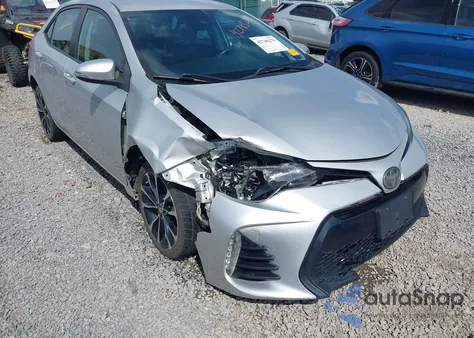 2018 Toyota Corolla Se z USA, uszkodzony, nr VIN 2T1BURHE2JC071158